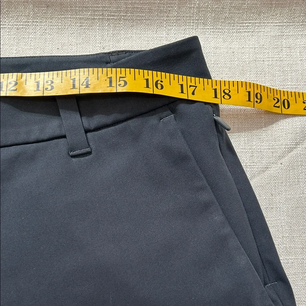 Lululemon Men's Commission Pants Size 34 Navy Classic Fit Flat Front Chinos